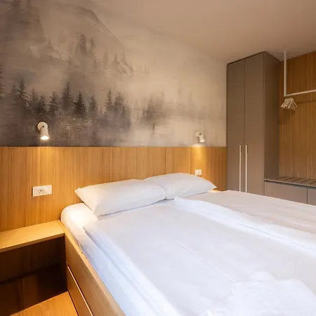 Alpine Nest